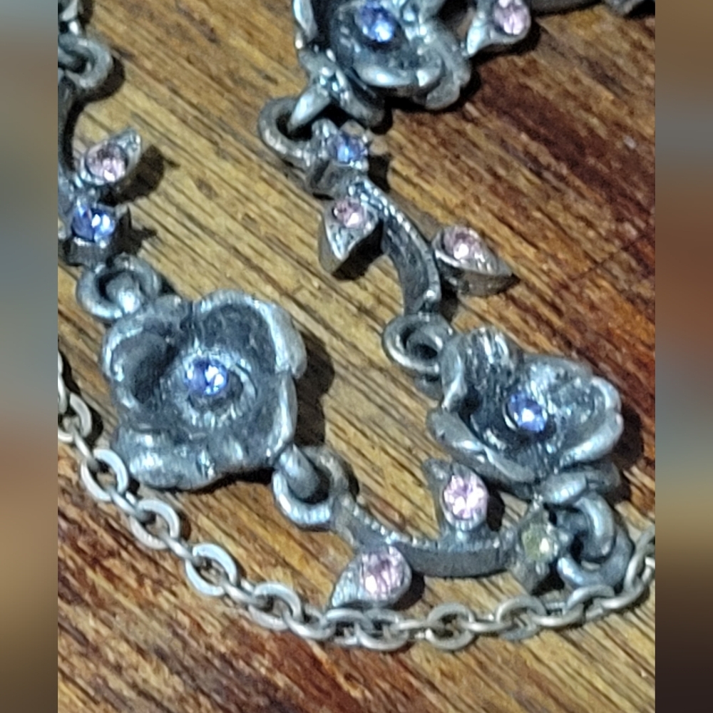 Vintage Floral Necklace with Pink Accents 16"